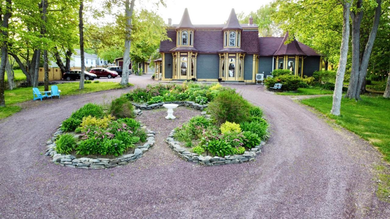 Belle View Manor Inn Harbour Grace エクステリア 写真