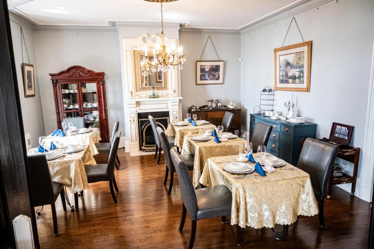 Belle View Manor Inn Harbour Grace エクステリア 写真