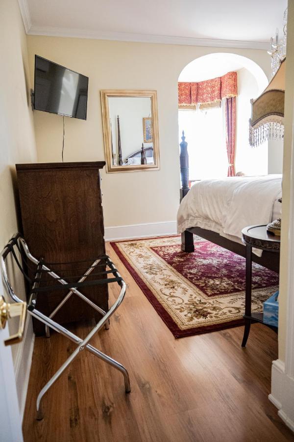 Belle View Manor Inn Harbour Grace エクステリア 写真